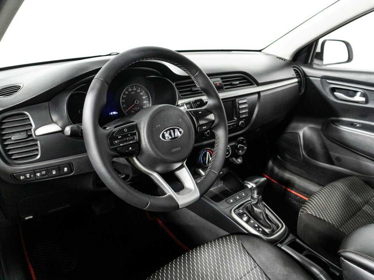 Kia Rio с пробегом — 2018 год. Фото: #10