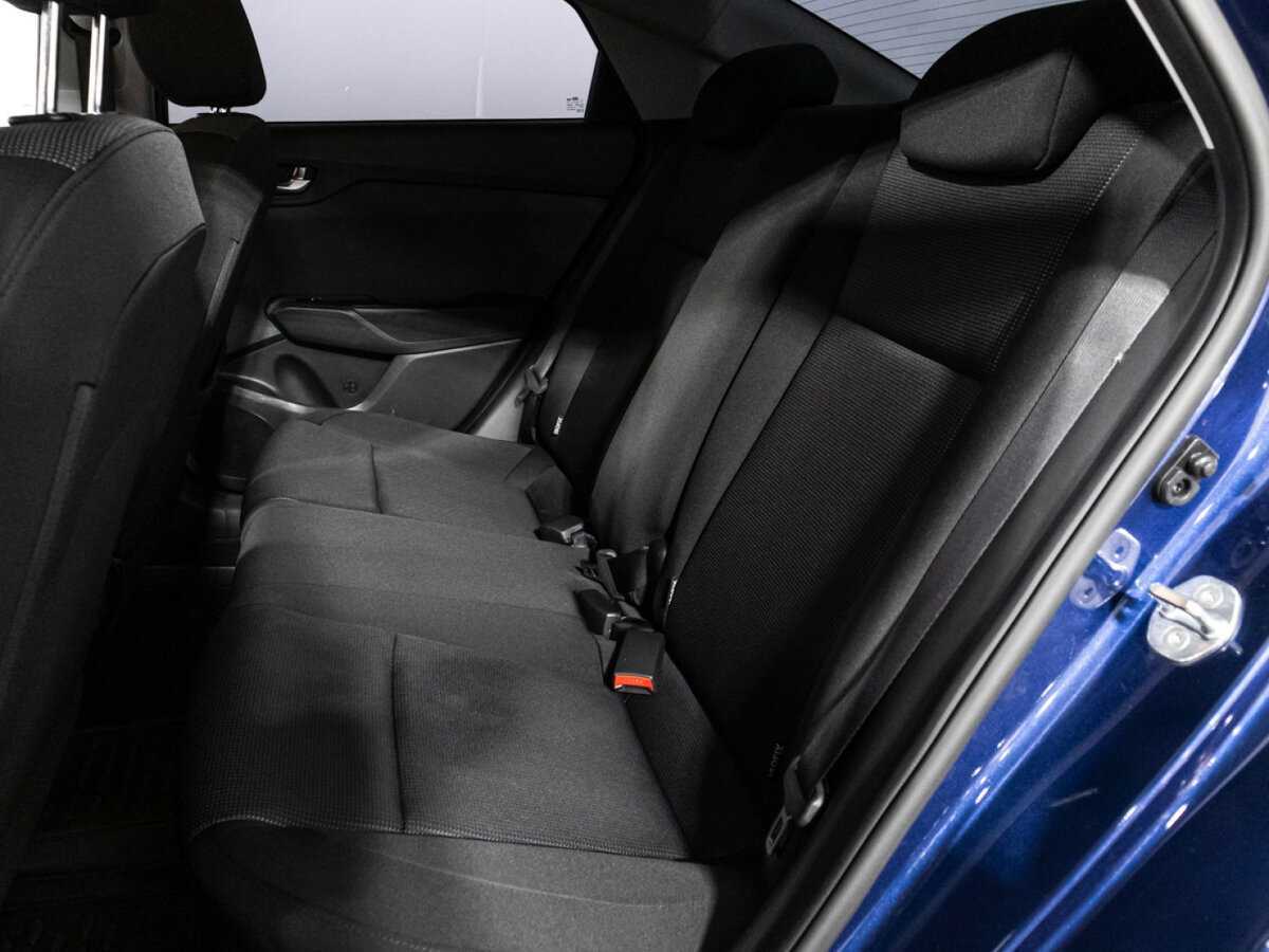 Hyundai Solaris с пробегом — 2021 год. Фото: #9