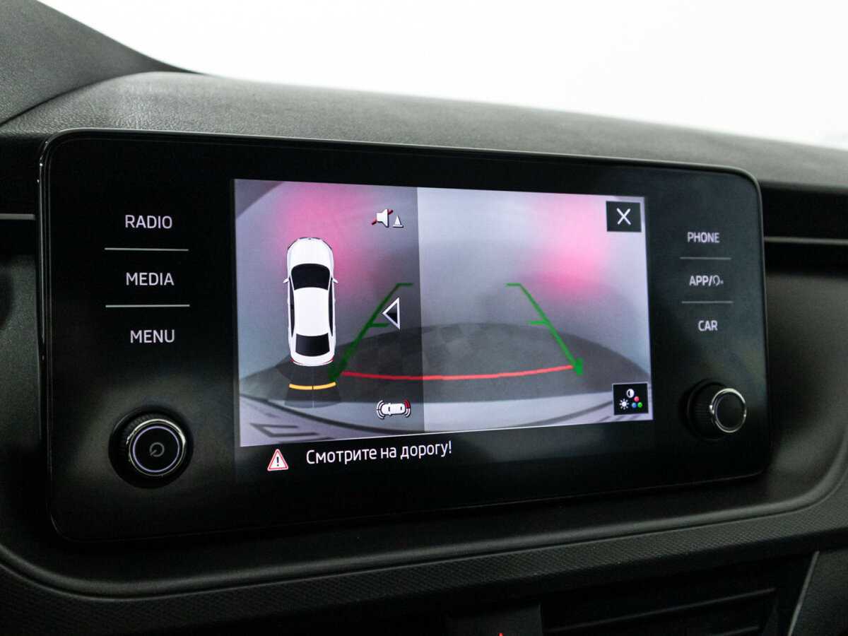 Skoda Rapid с пробегом — 2021 год. Фото: #15