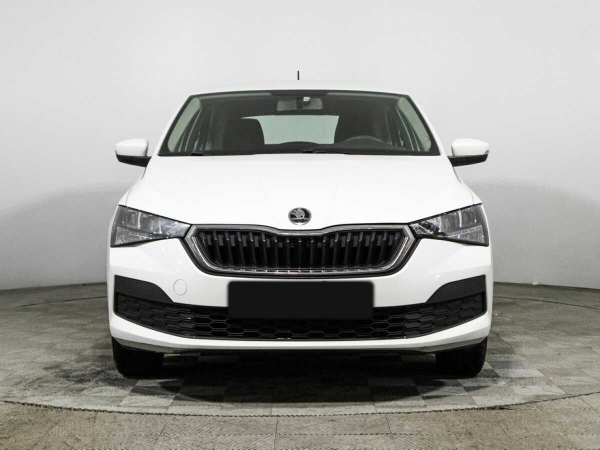 Skoda Rapid с пробегом — 2021 год. Фото: #1