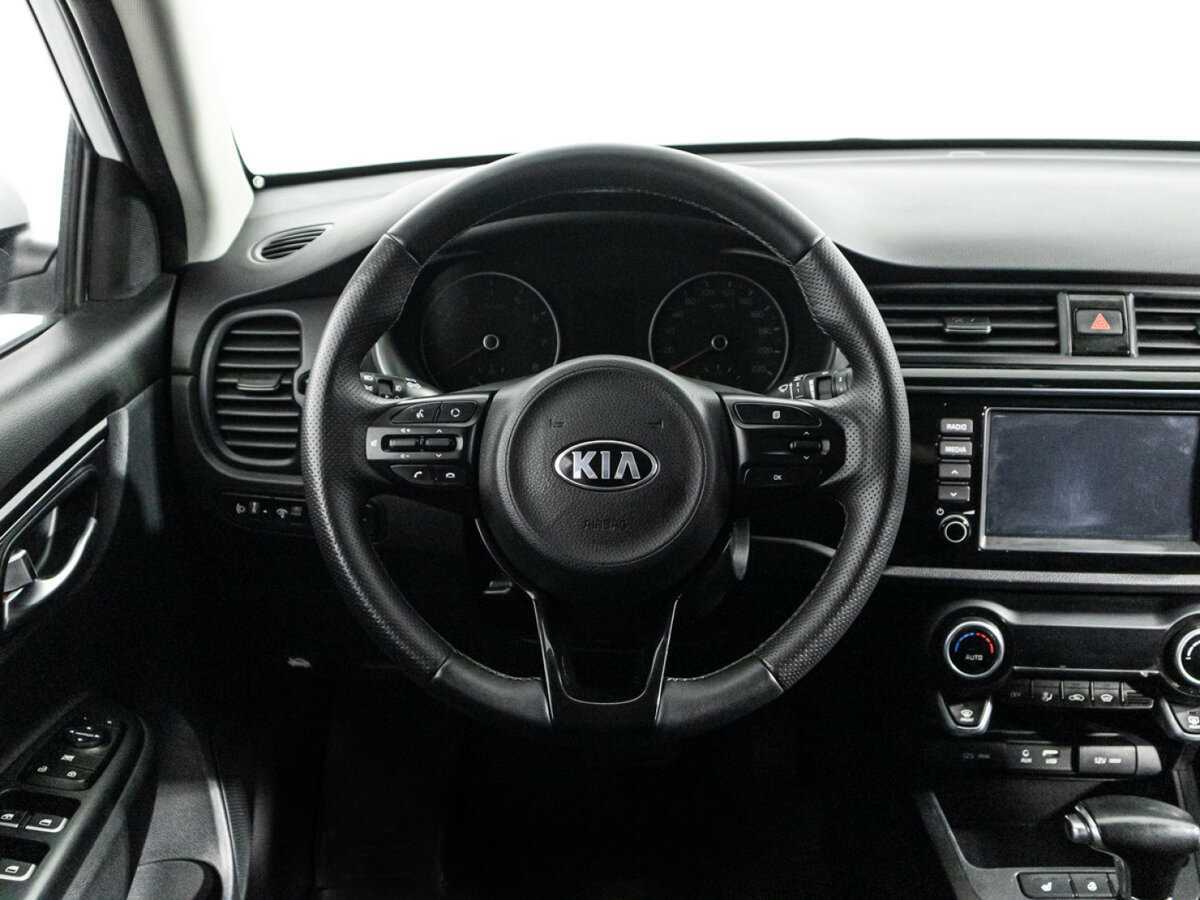 Kia Rio с пробегом — 2017 год. Фото: #17