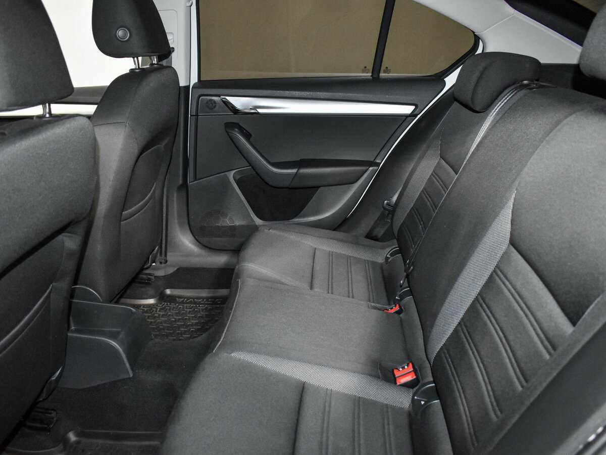 Skoda Octavia с пробегом — 2018 год. Фото: #10