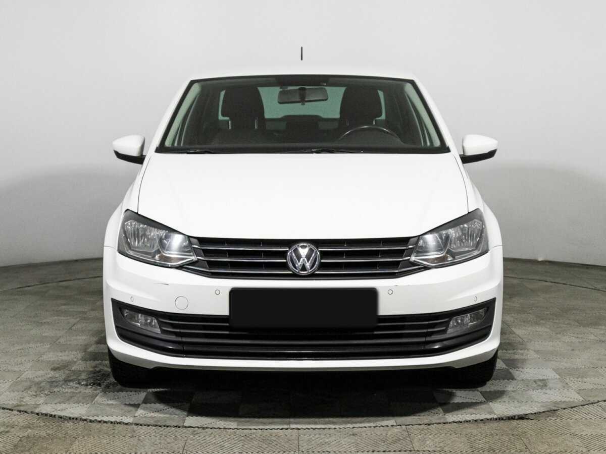 Volkswagen Polo с пробегом — 2018 год. Фото: #1