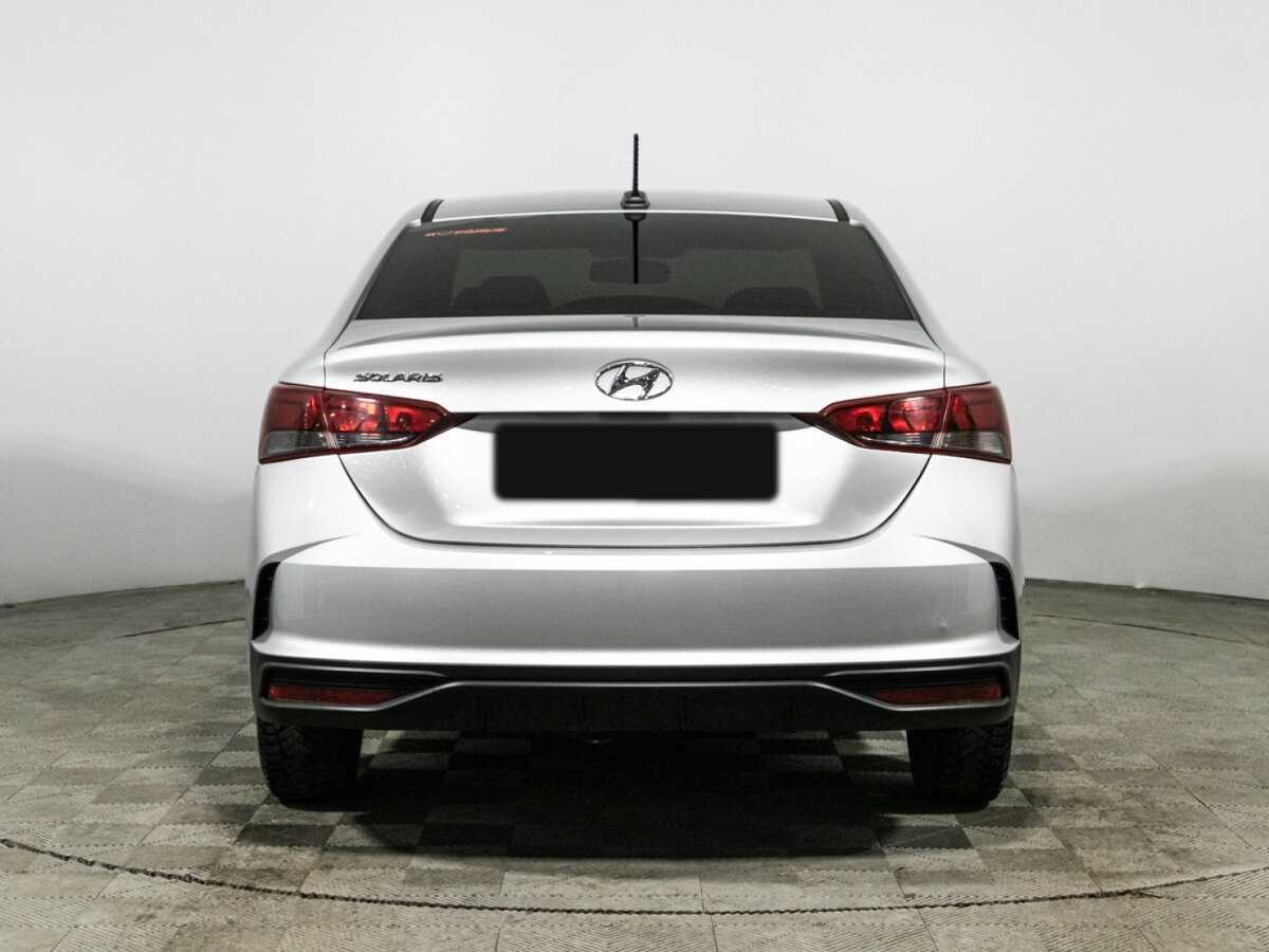 Hyundai Solaris с пробегом — 2022 год. Фото: #5