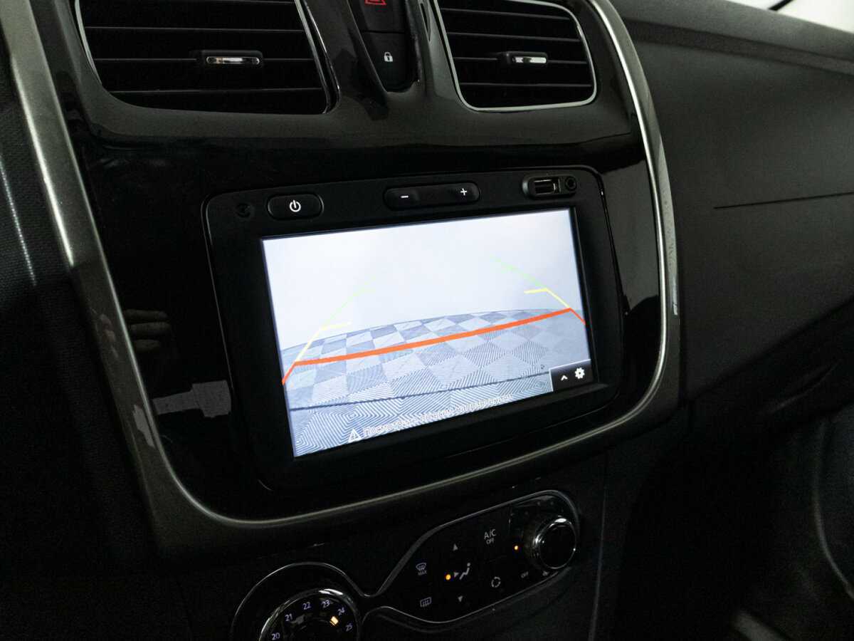 Renault Sandero с пробегом — 2020 год. Фото: #14