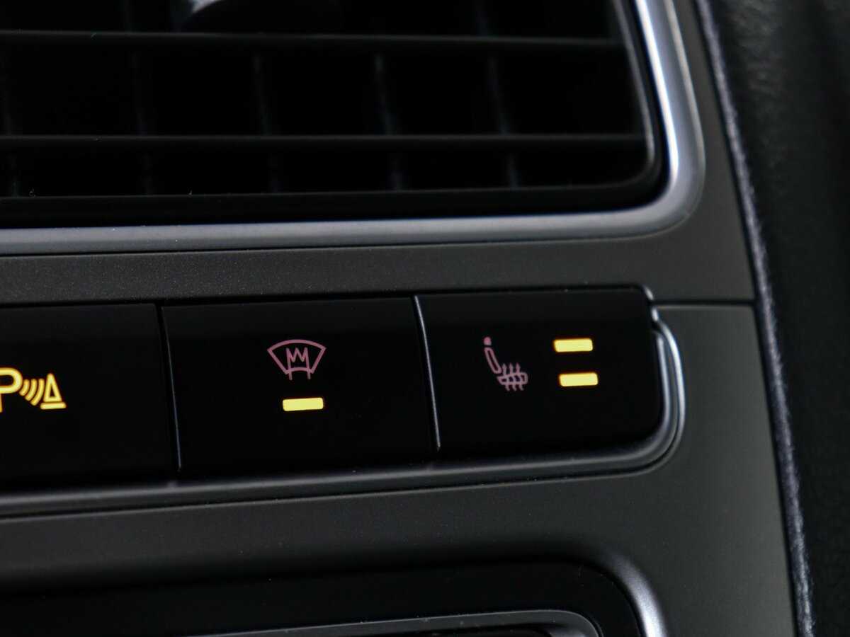 Volkswagen Polo с пробегом — 2018 год. Фото: #17