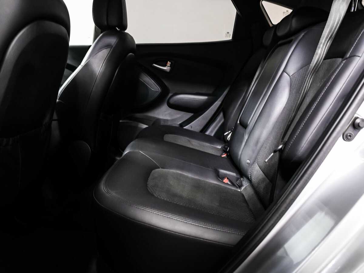 Hyundai ix35 с пробегом — 2012 год. Фото: #12