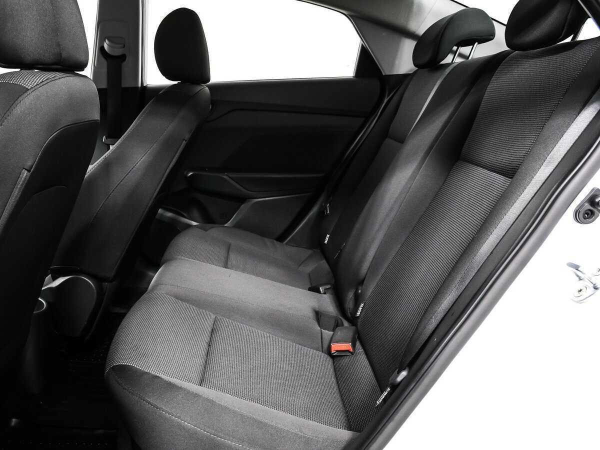 Hyundai Solaris с пробегом — 2018 год. Фото: #13