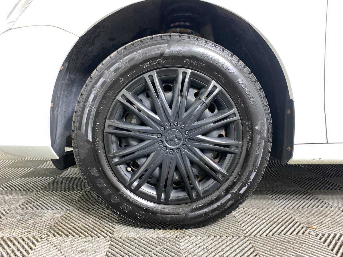 Volkswagen Jetta с пробегом — 2017 год. Фото: #8