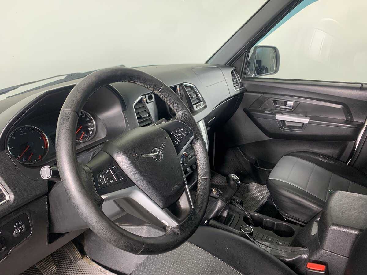 УАЗ Patriot с пробегом — 2017 год. Фото: #11