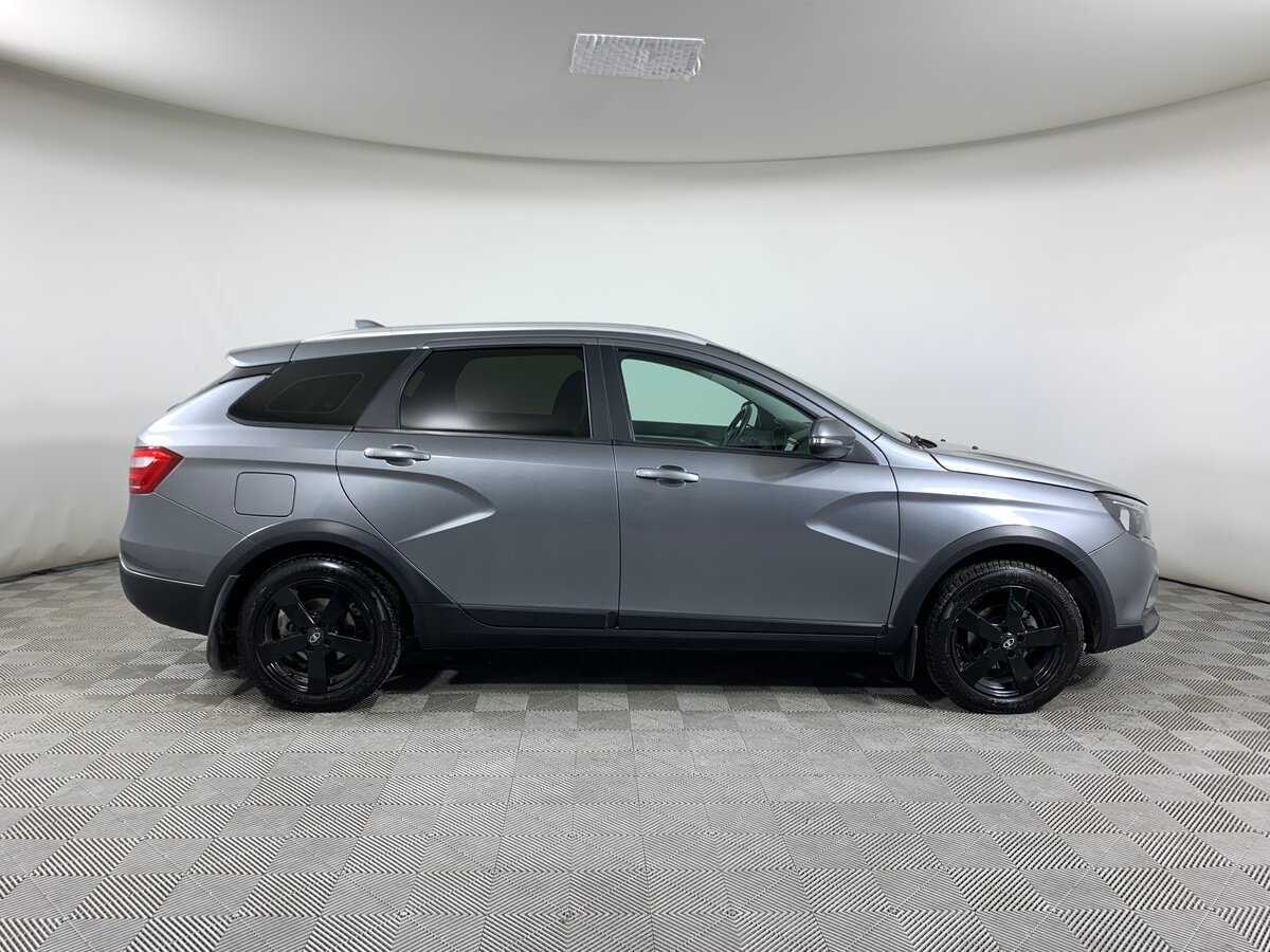 Lada (ВАЗ) Vesta с пробегом — 2020 год. Фото: #3