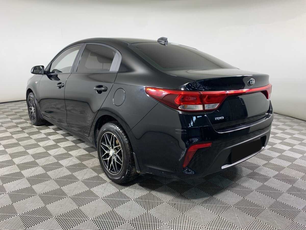 Kia Rio с пробегом — 2017 год. Фото: #6