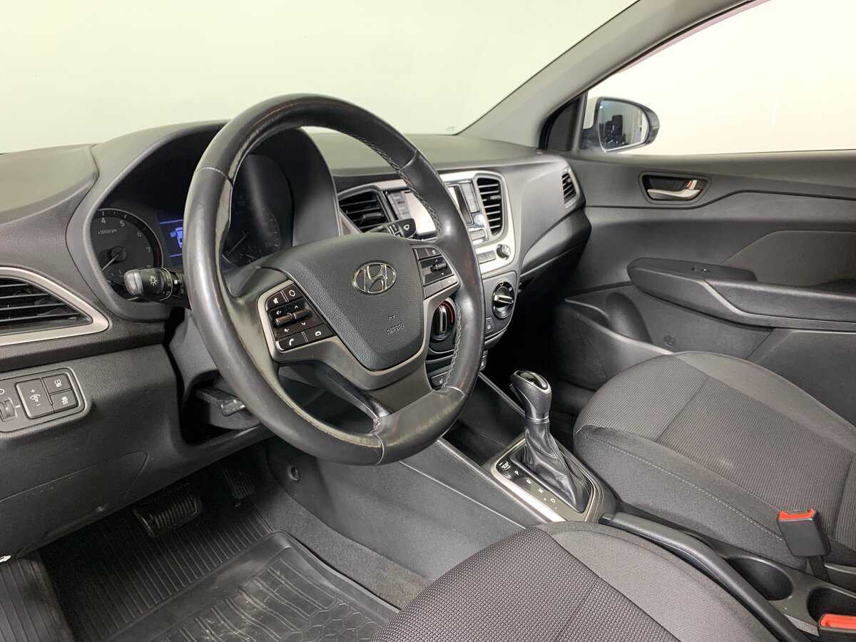 Hyundai Solaris с пробегом — 2017 год. Фото: #10