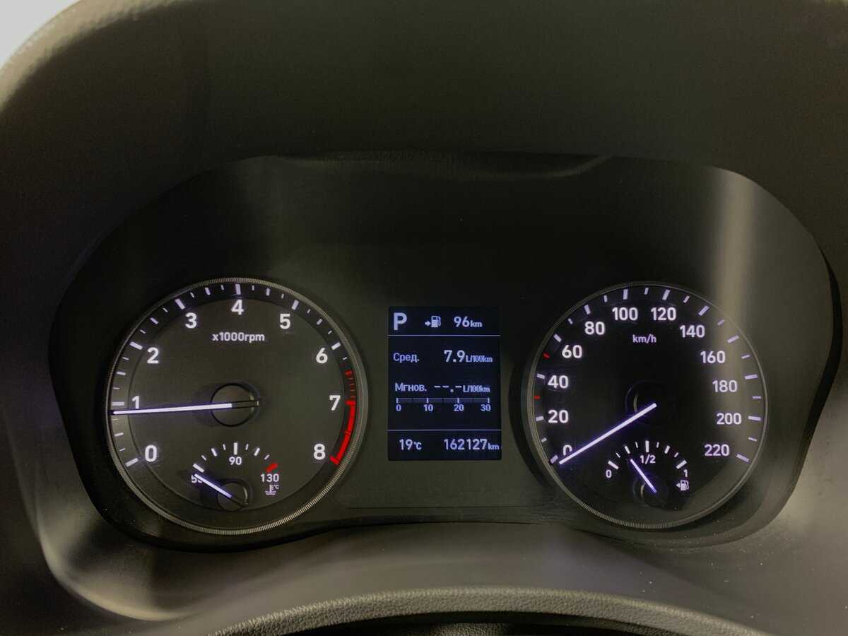 Hyundai Solaris с пробегом — 2017 год. Фото: #13