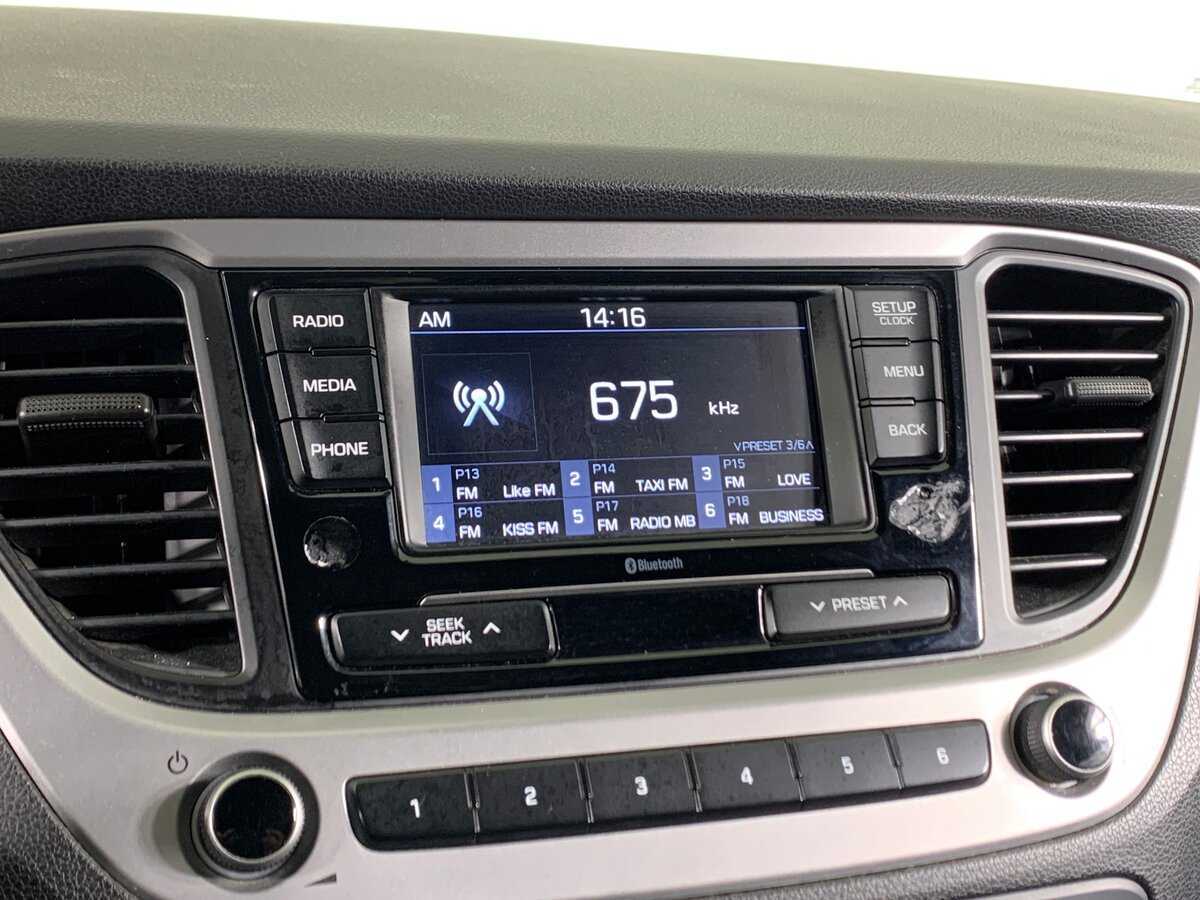 Hyundai Solaris с пробегом — 2017 год. Фото: #14