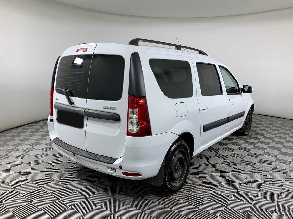 Lada (ВАЗ) Largus с пробегом — 2016 год. Фото: #4