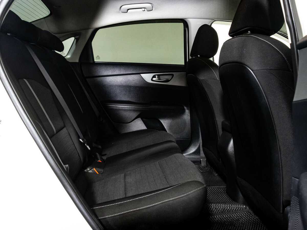 Kia Cerato с пробегом — 2020 год. Фото: #12