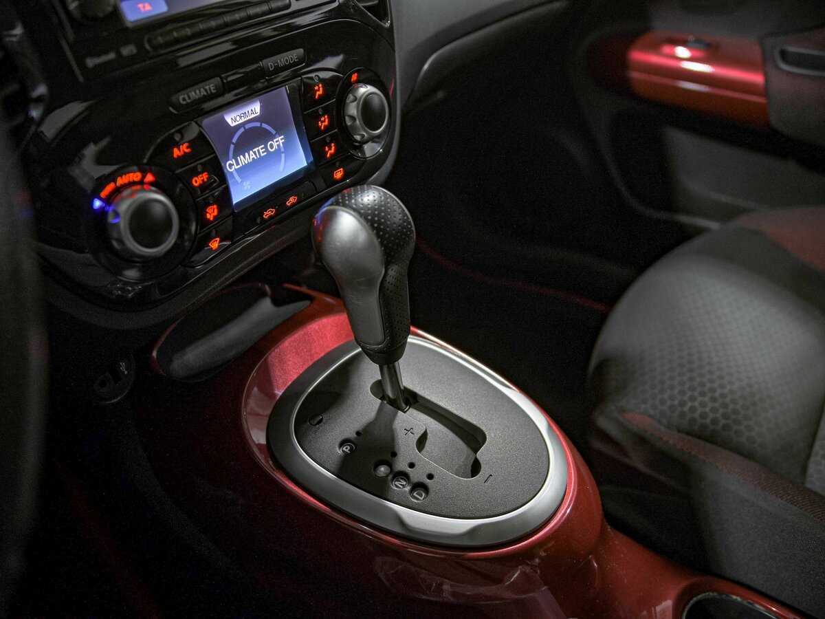 Nissan Juke с пробегом — 2012 год. Фото: #10