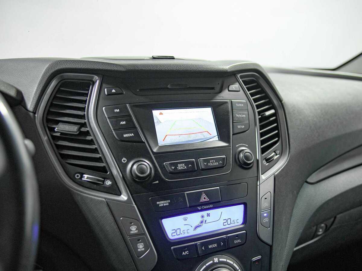 Hyundai Santa Fe с пробегом — 2012 год. Фото: #11