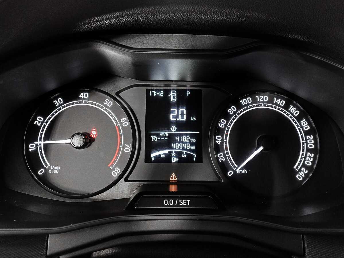 Skoda Rapid с пробегом — 2021 год. Фото: #12