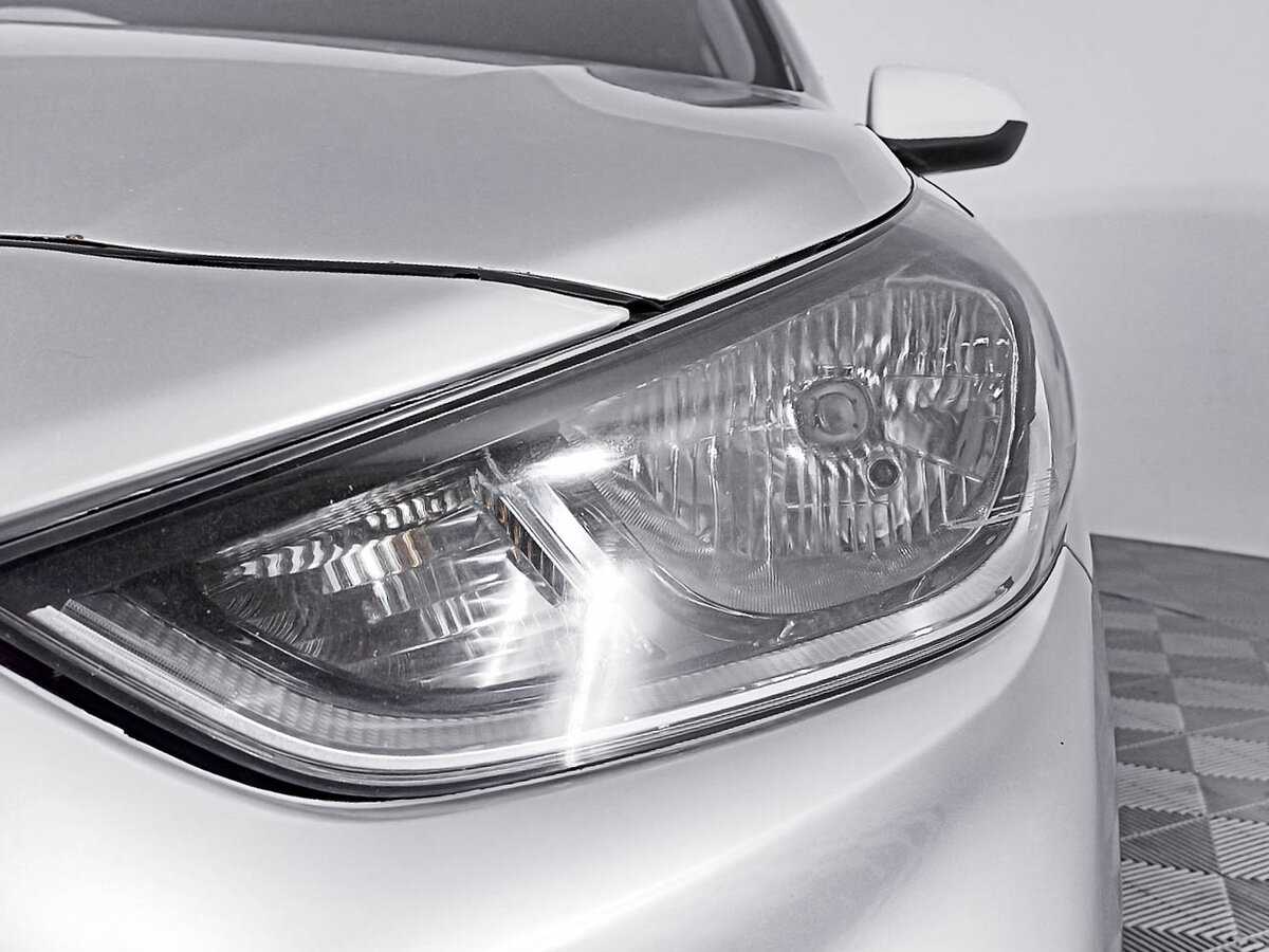 Hyundai Solaris с пробегом — 2018 год. Фото: #14