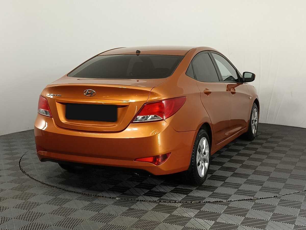 Hyundai Solaris с пробегом — 2016 год. Фото: #3