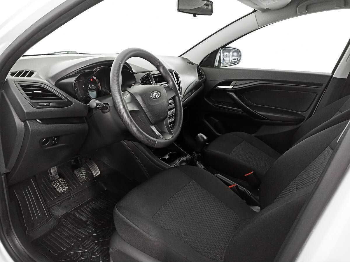 Lada (ВАЗ) Vesta с пробегом — 2019 год. Фото: #15