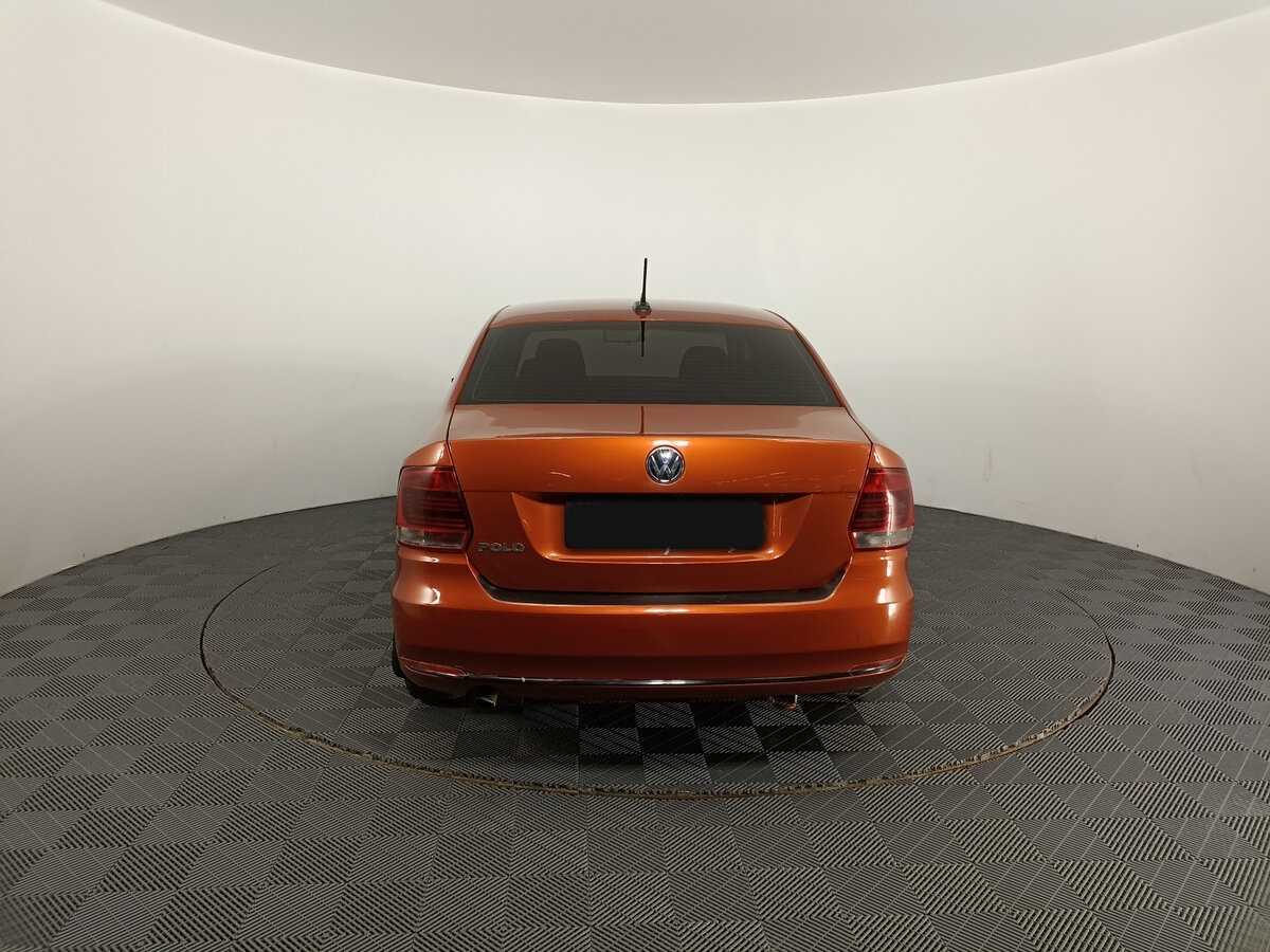 Volkswagen Polo с пробегом — 2017 год. Фото: #4