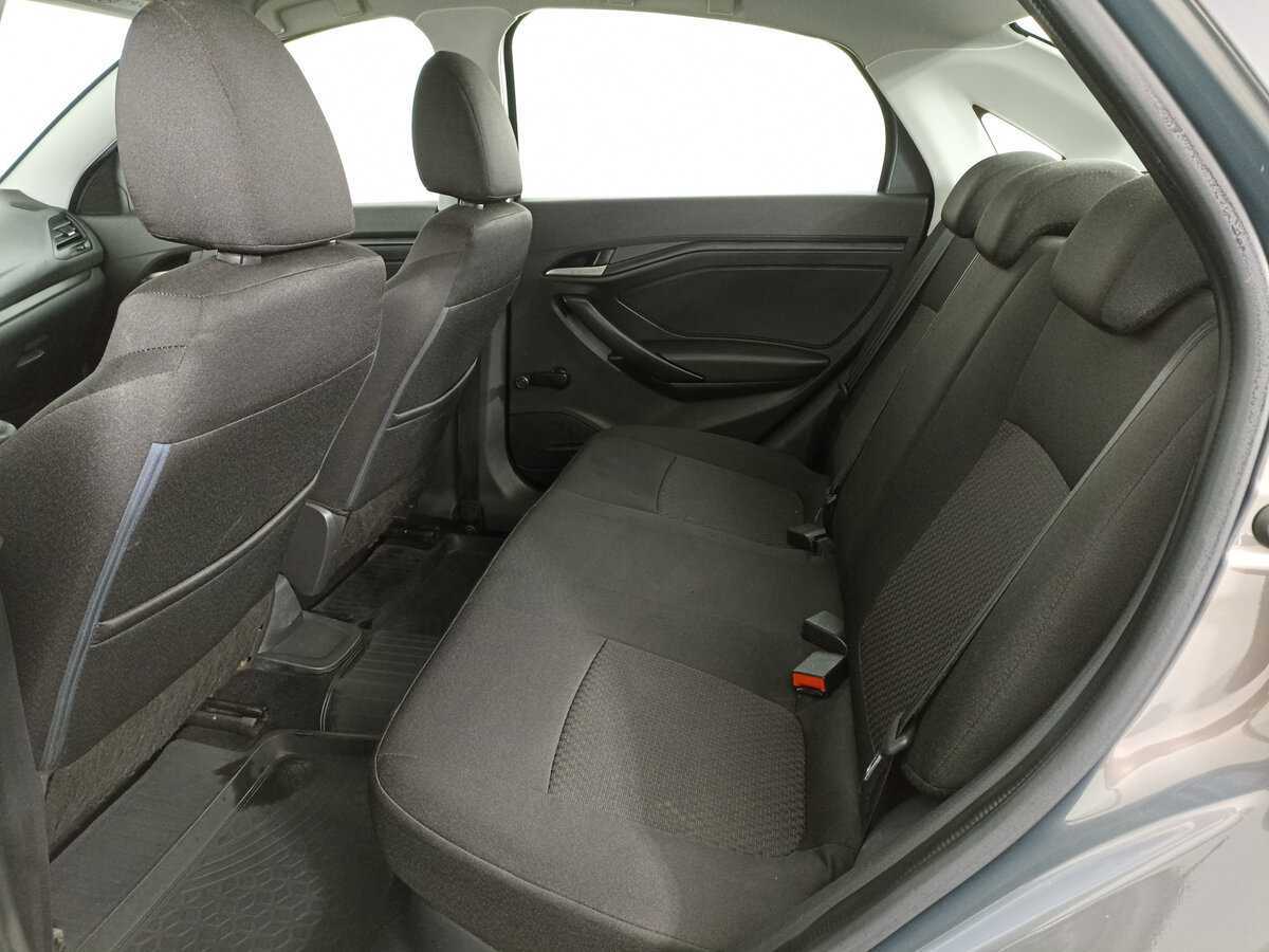 Lada (ВАЗ) Vesta с пробегом — 2017 год. Фото: #10