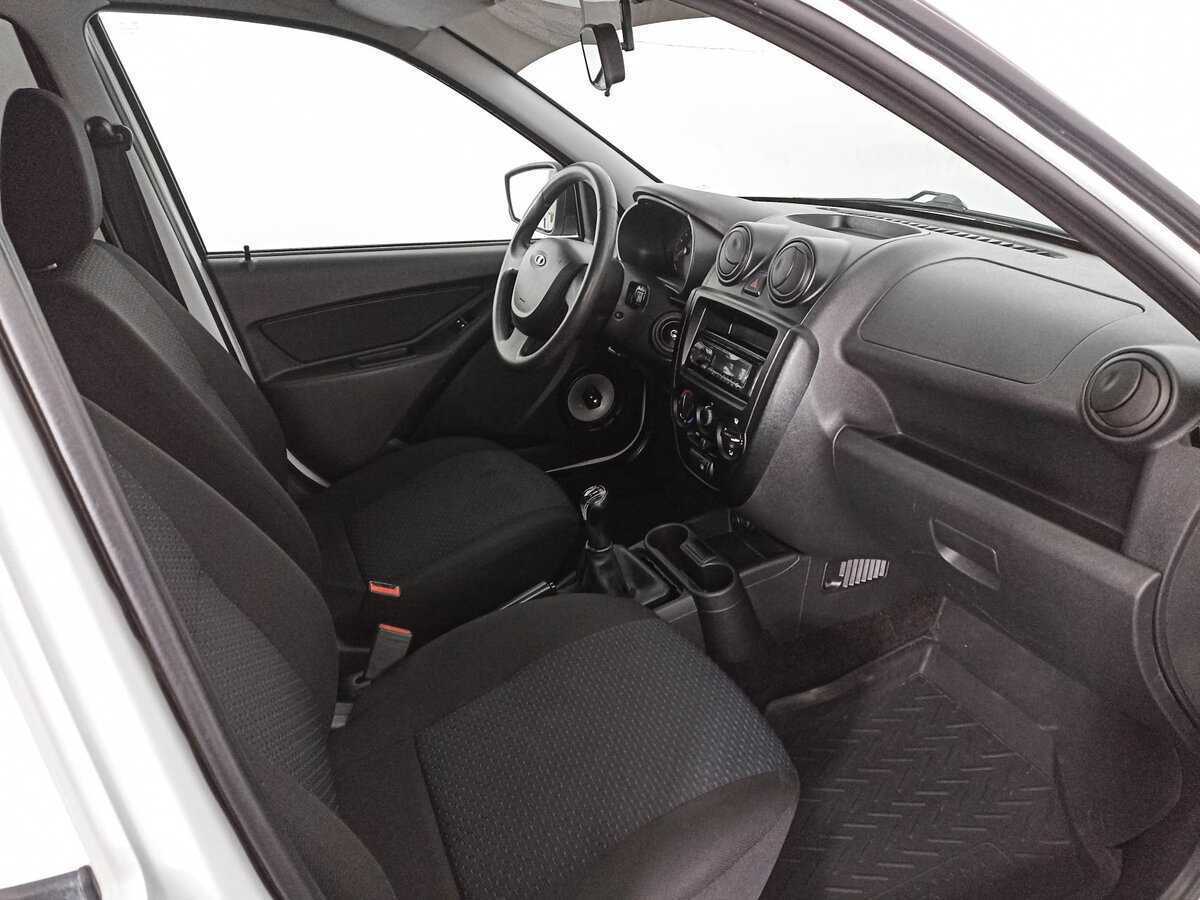 Lada (ВАЗ) Granta с пробегом — 2014 год. Фото: #10