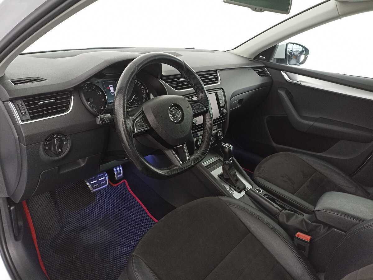 Skoda Octavia с пробегом — 2015 год. Фото: #15