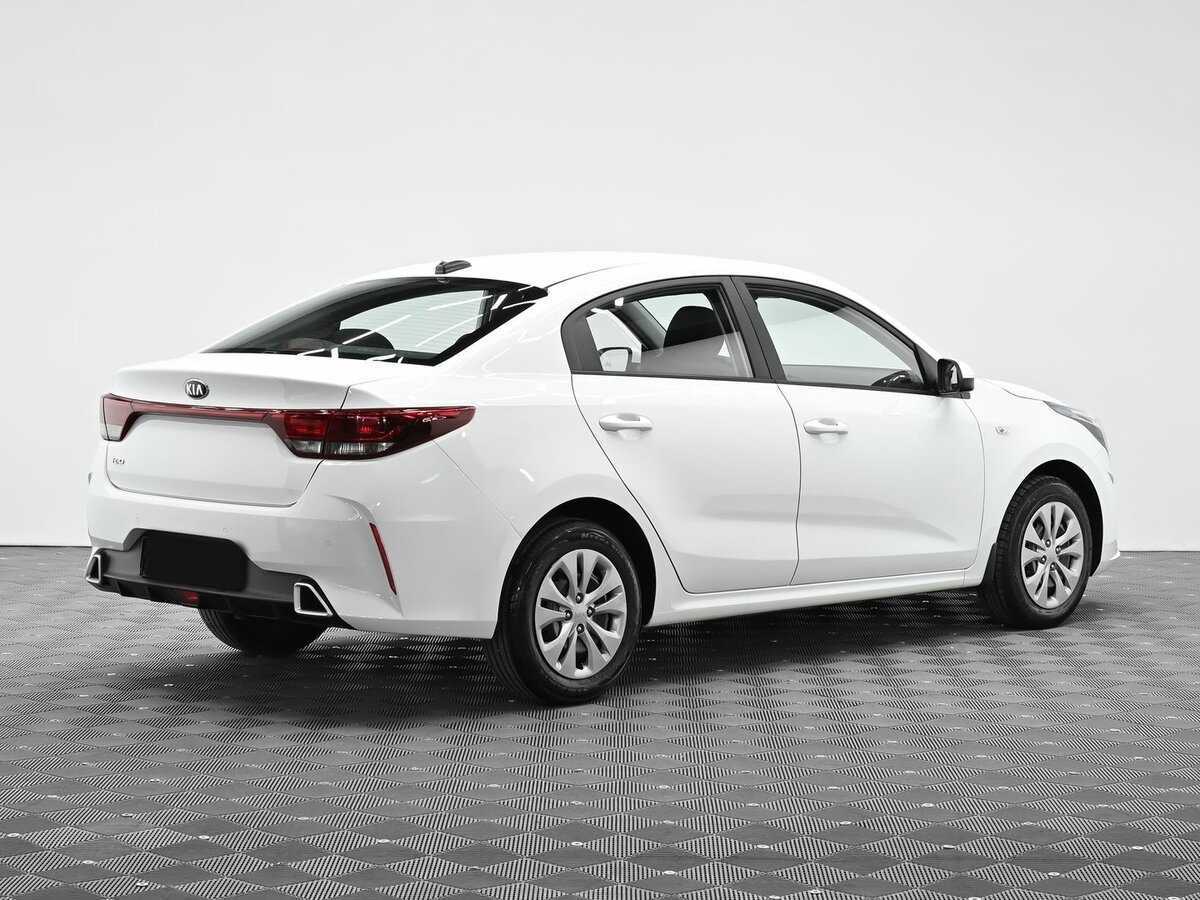 Kia Rio с пробегом — 2020 год. Фото: #1