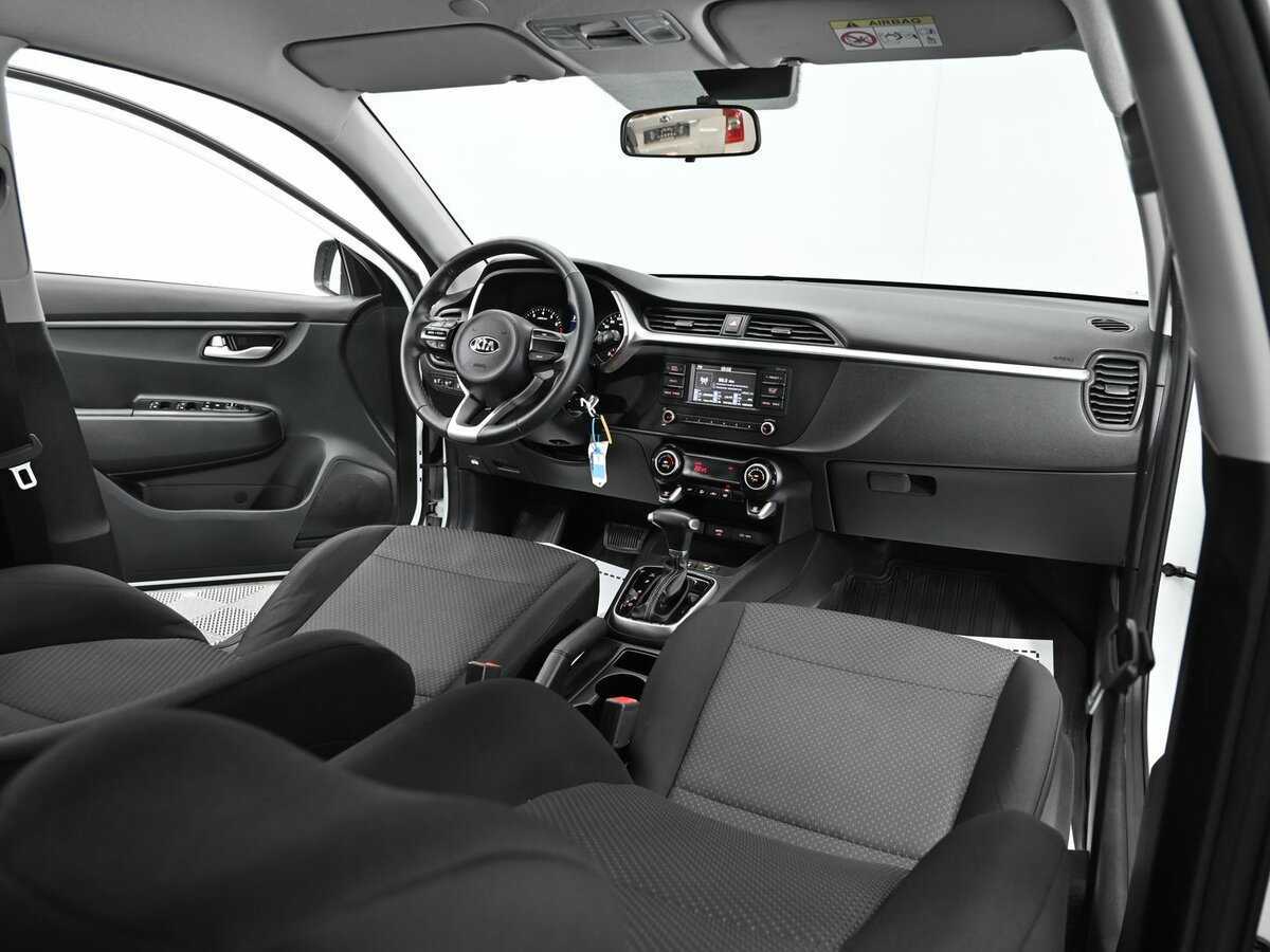 Kia Rio с пробегом — 2020 год. Фото: #6