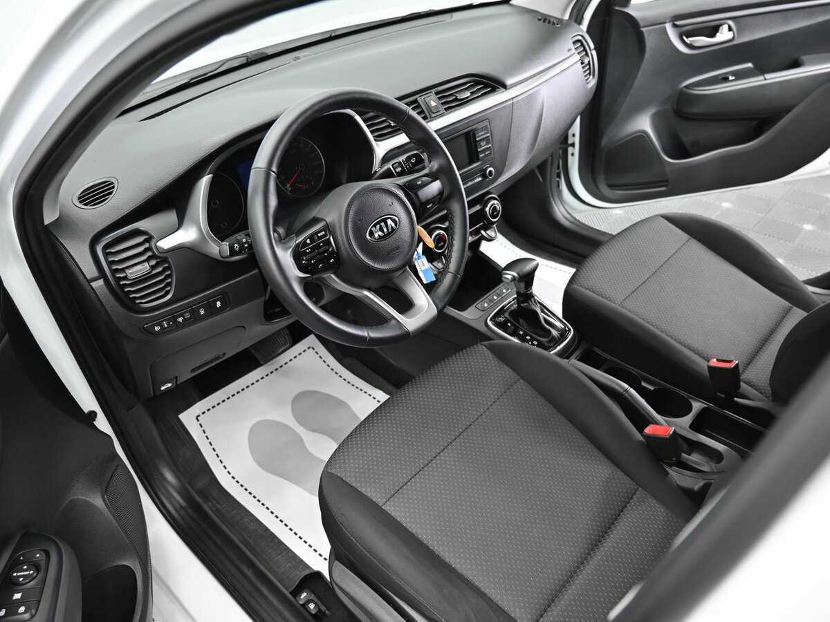 Kia Rio с пробегом — 2020 год. Фото: #7