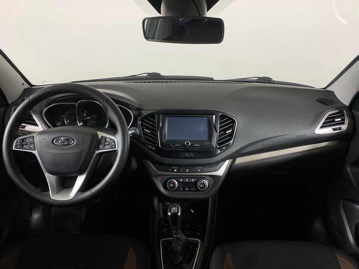 Lada (ВАЗ) Vesta с пробегом — 2019 год. Фото: #12