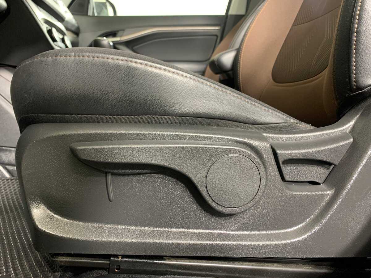 Lada (ВАЗ) Vesta с пробегом — 2019 год. Фото: #16