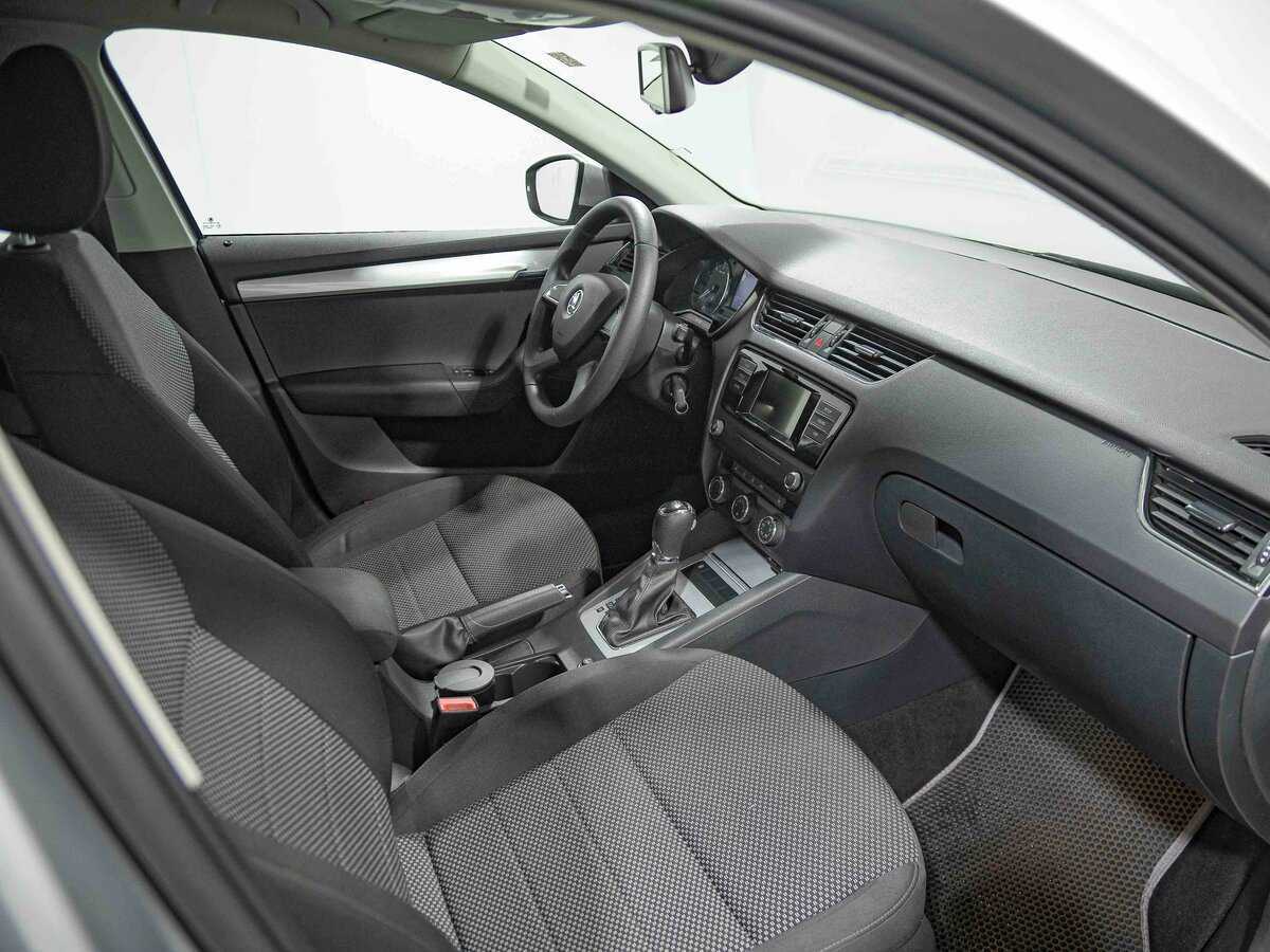 Skoda Octavia с пробегом — 2014 год. Фото: #12