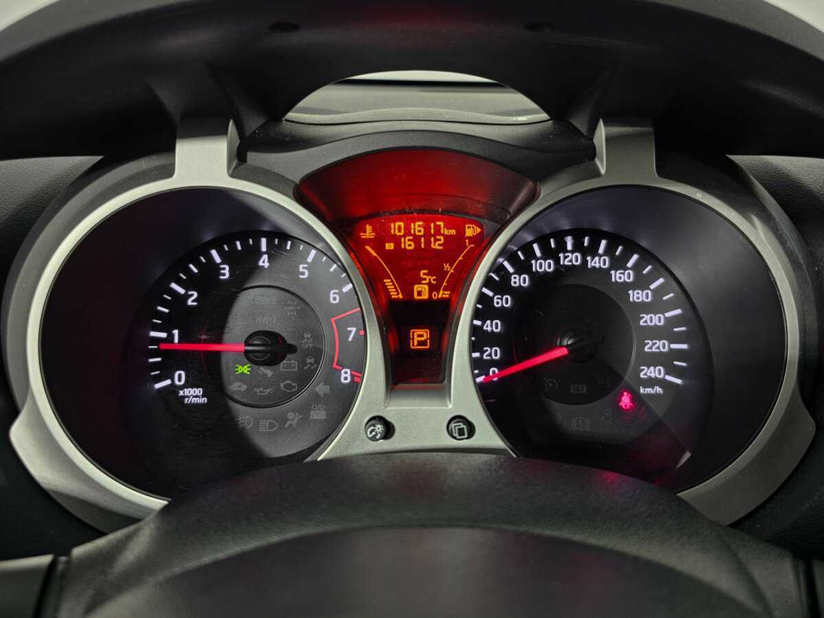 Nissan Juke с пробегом — 2014 год. Фото: #12