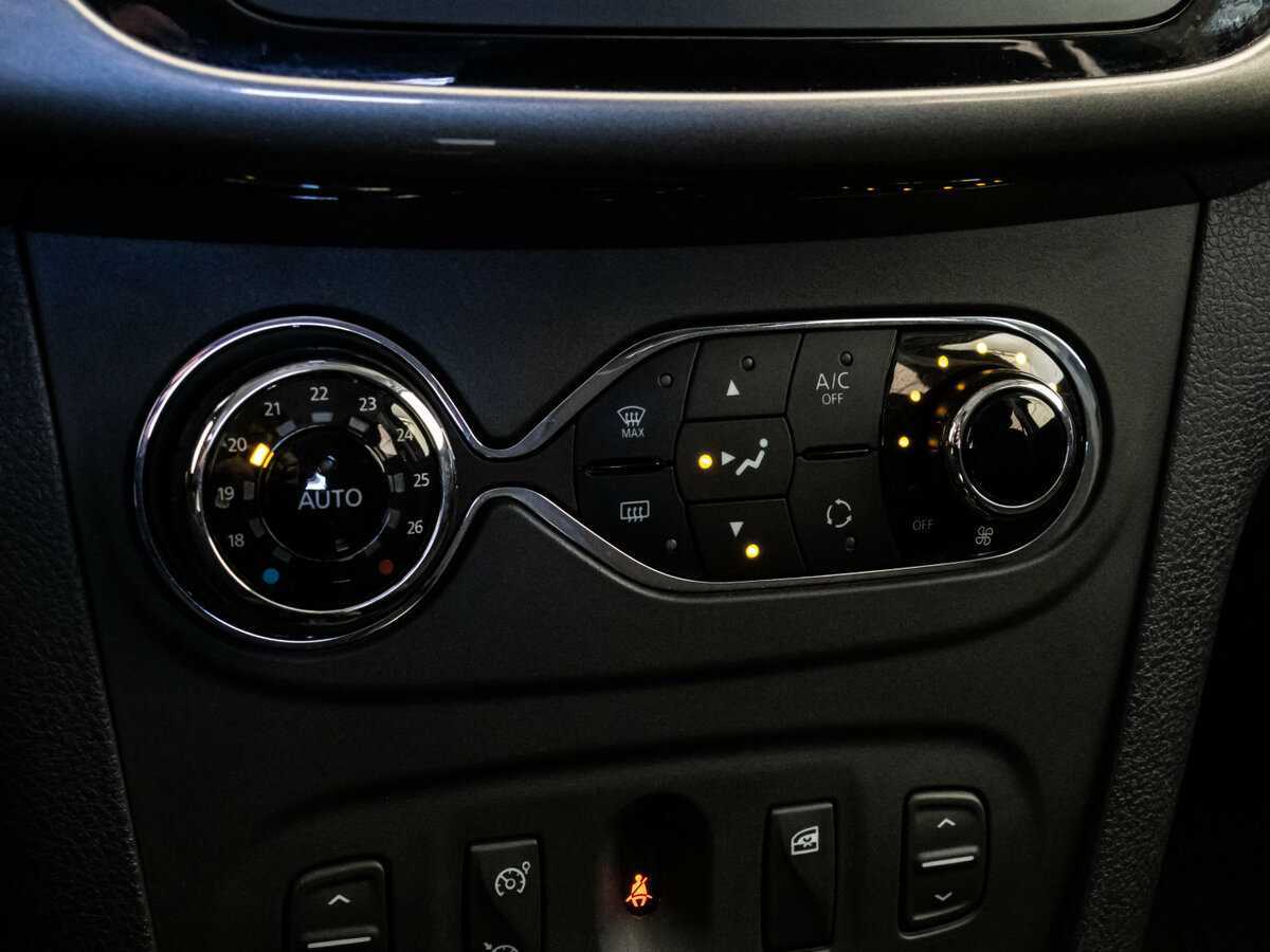 Renault Sandero с пробегом — 2021 год. Фото: #10