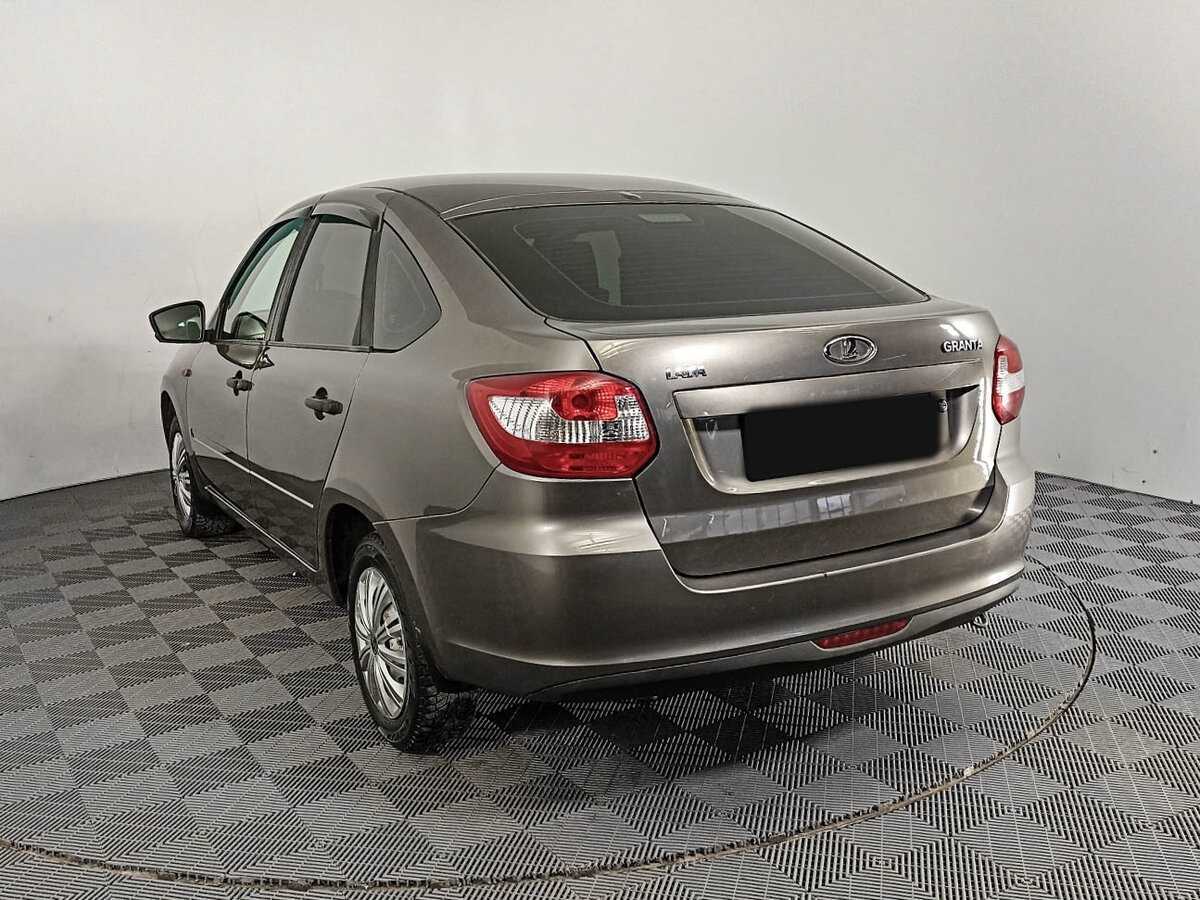 Lada (ВАЗ) Granta с пробегом — 2016 год. Фото: #6