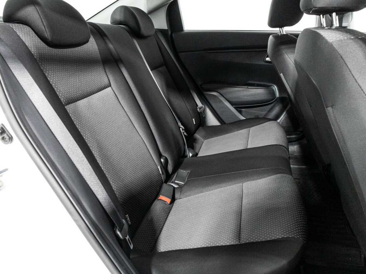 Kia Rio с пробегом — 2021 год. Фото: #17