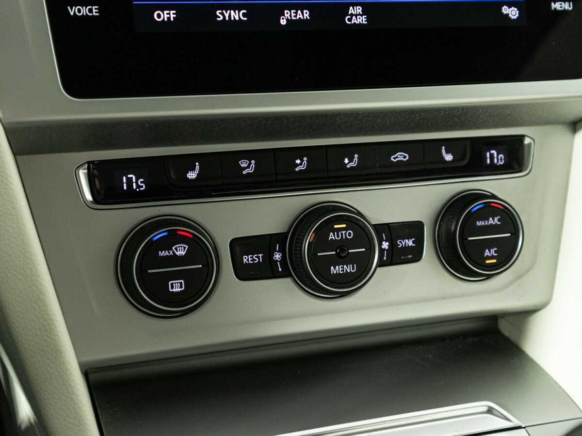 Volkswagen Passat с пробегом — 2018 год. Фото: #20