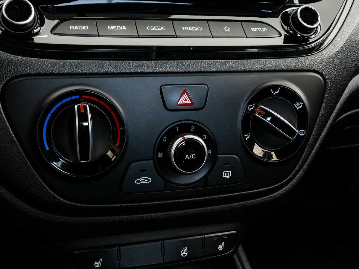 Hyundai Solaris с пробегом — 2021 год. Фото: #12