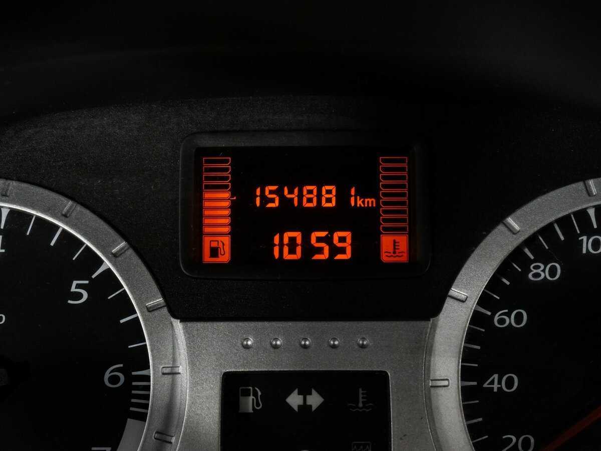 Lada (ВАЗ) Largus с пробегом — 2014 год. Фото: #13