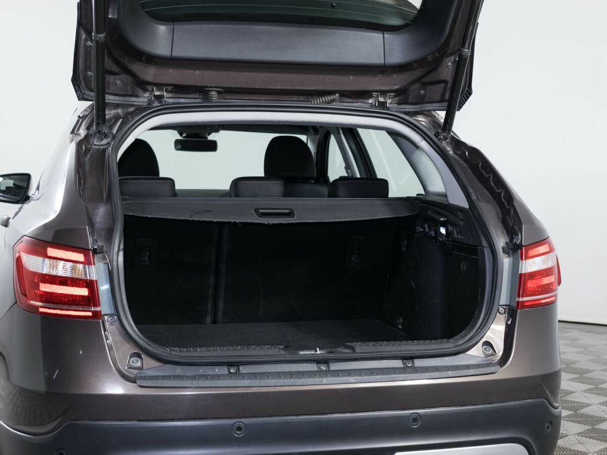 Lada (ВАЗ) Vesta с пробегом — 2019 год. Фото: #6