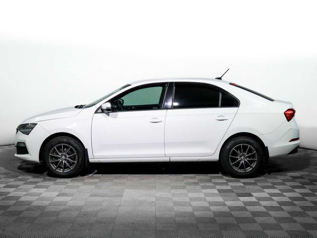 Skoda Rapid с пробегом — 2021 год. Фото: #4