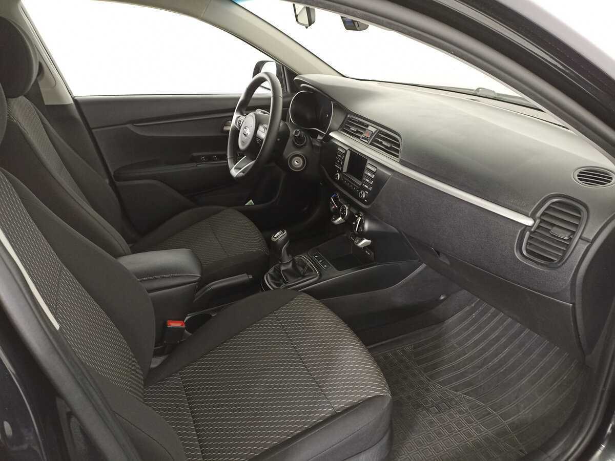Kia Rio с пробегом — 2017 год. Фото: #10