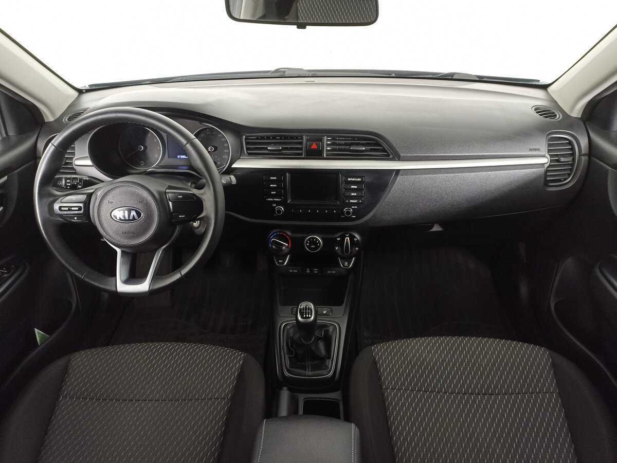 Kia Rio с пробегом — 2017 год. Фото: #13