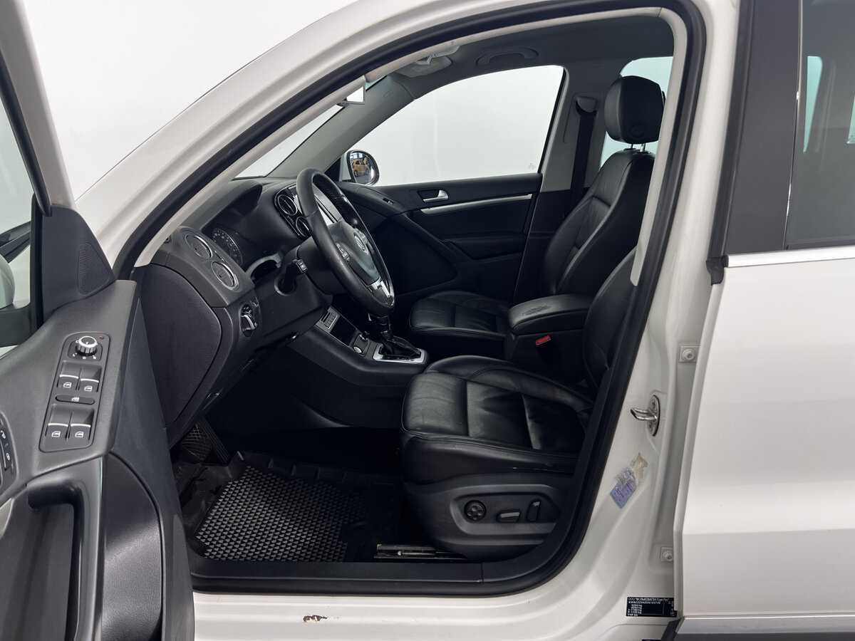 Volkswagen Tiguan с пробегом — 2013 год. Фото: #15