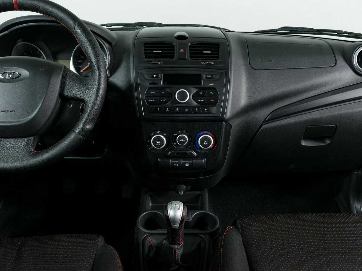 Lada (ВАЗ) Granta с пробегом — 2018 год. Фото: #7